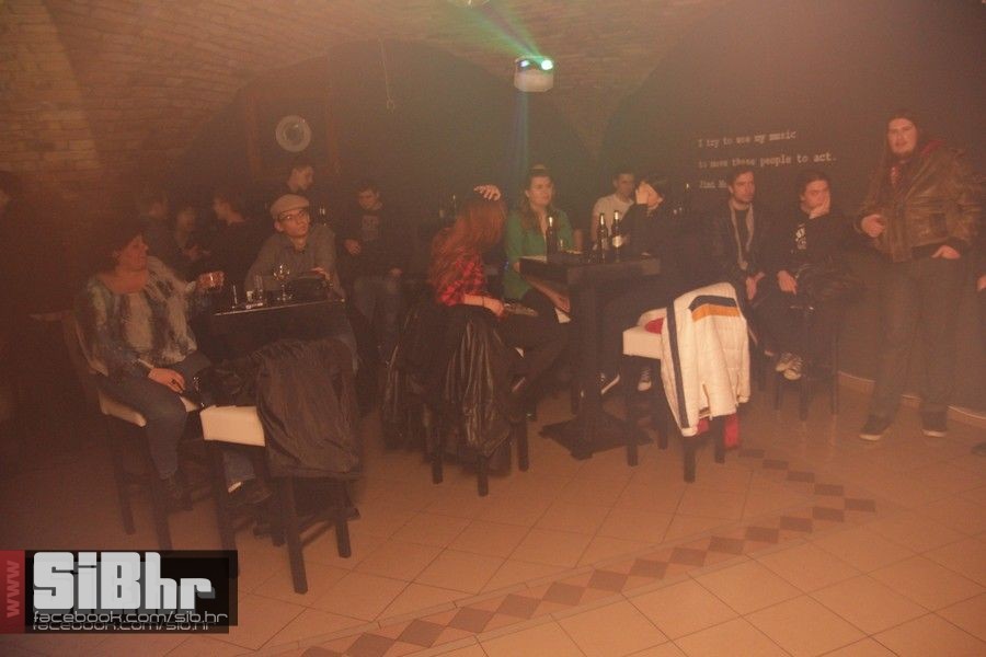 exit0903_02 exit0903_02