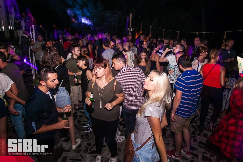 InDaSofa_kolovoz_15