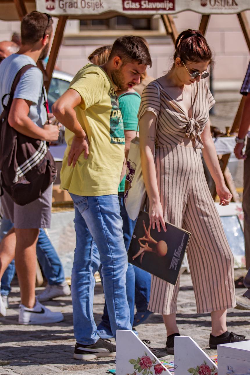 Rujanski Sajam antikviteta privukao brojne posjetitelje