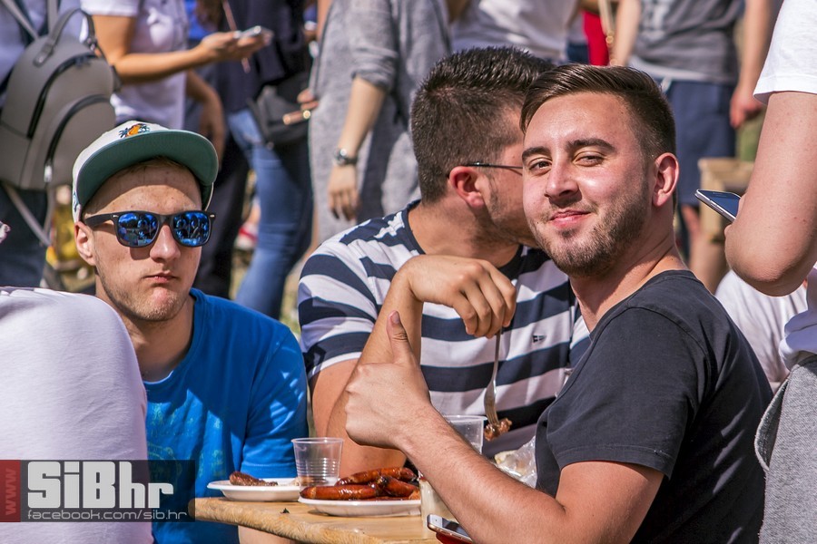 studentska_rostiljada_osijek_Si