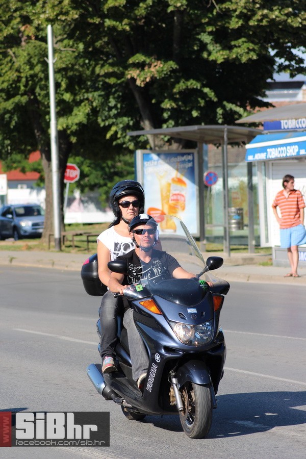 motorijada_osijek_defile_SiBhr_