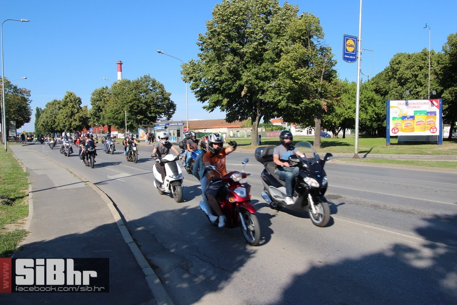 motorijada_osijek_defile_SiBhr_