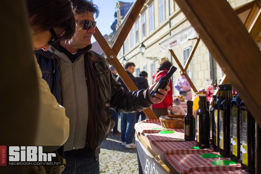sajam_antikviteta_veljaca2016_s