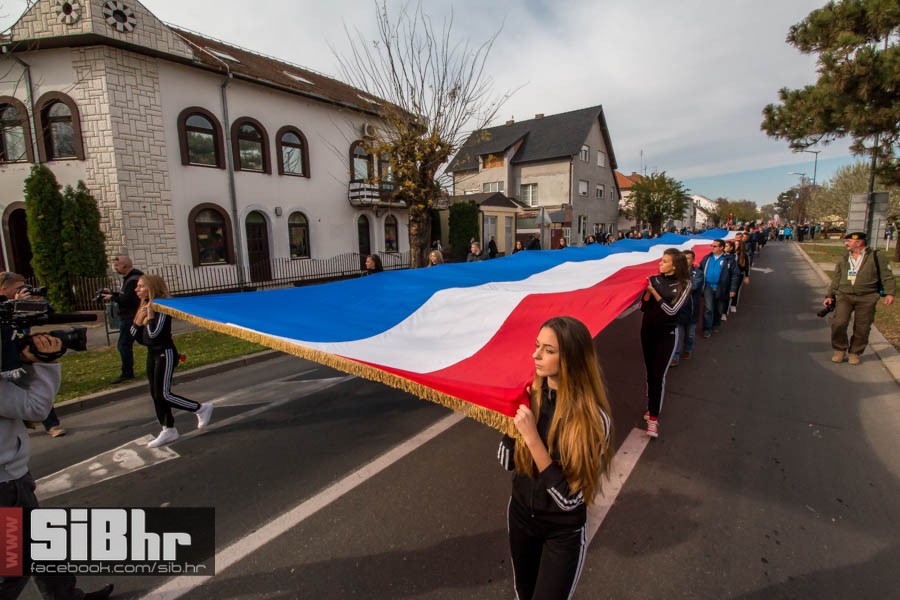 kolona_sjecanja_vukovar_SiBhr_4