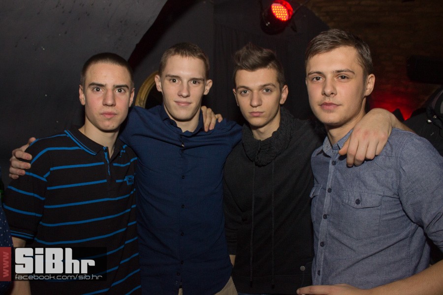 TUFNA_1912_2015_SiBhr_12
