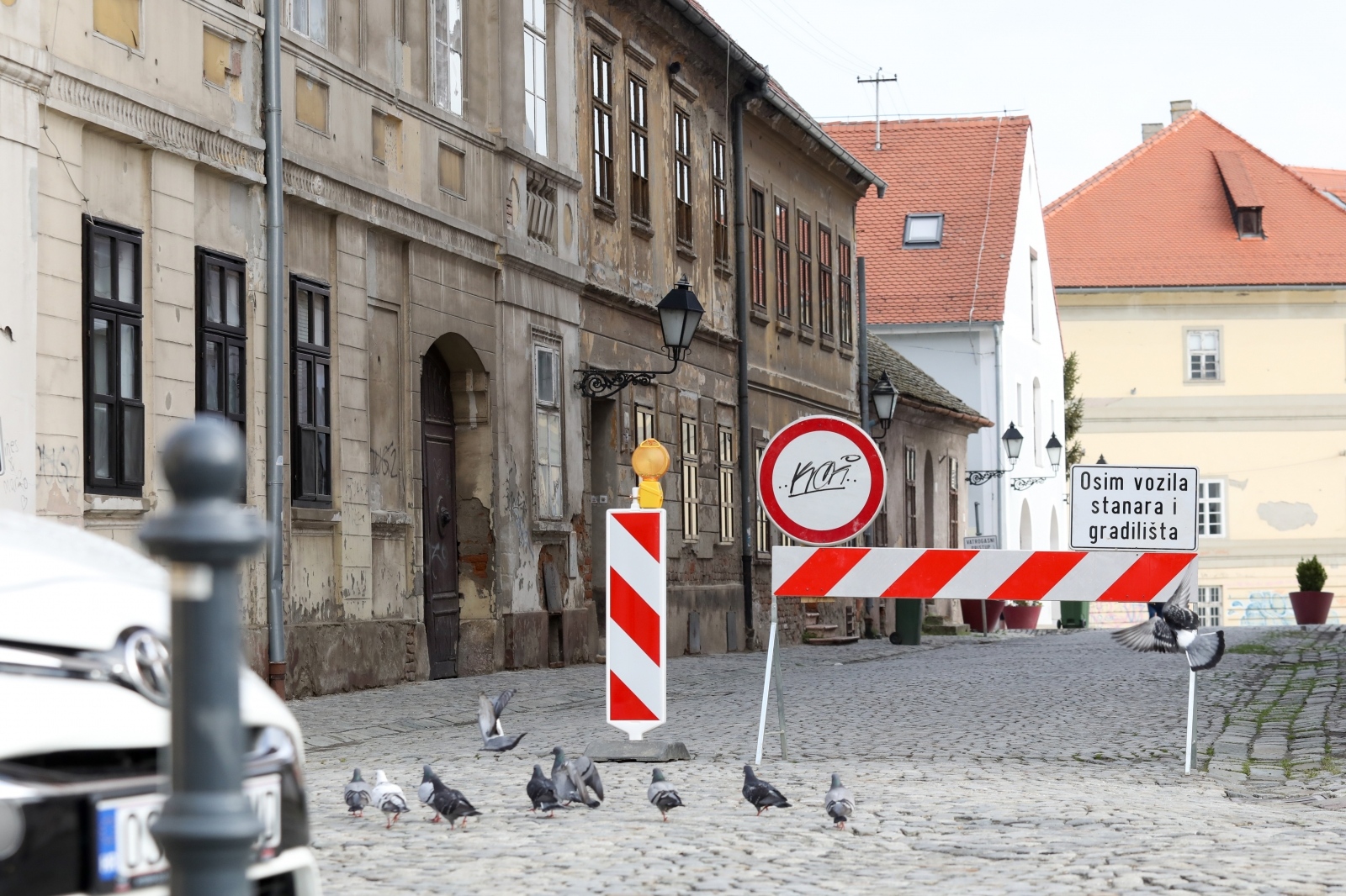 U tijeku radovi na rekonstrukciji Tvrđe, od danas zabranjen promet za automobile