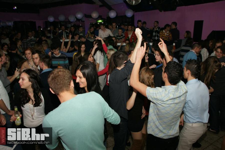 SomersbyPartyFaraonl_SiBhr_102