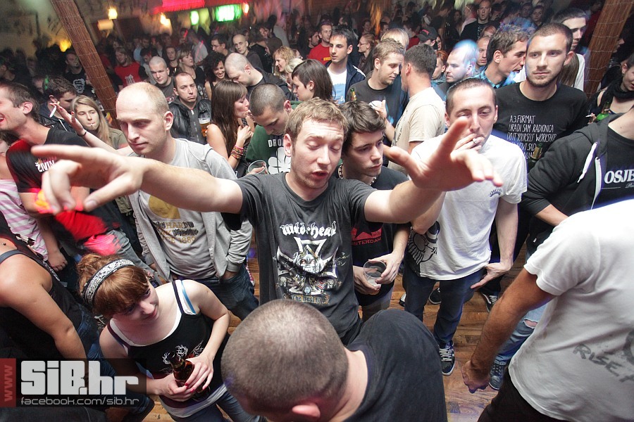 punk_party_10_atheist_rap_13102