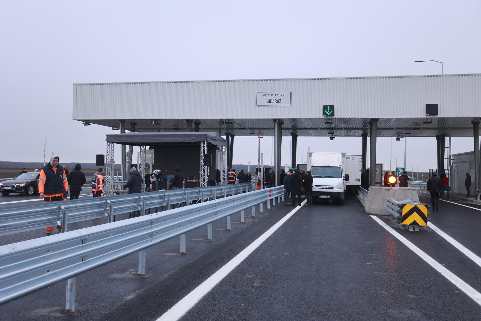 Otvorena autocesta kroz Baranju