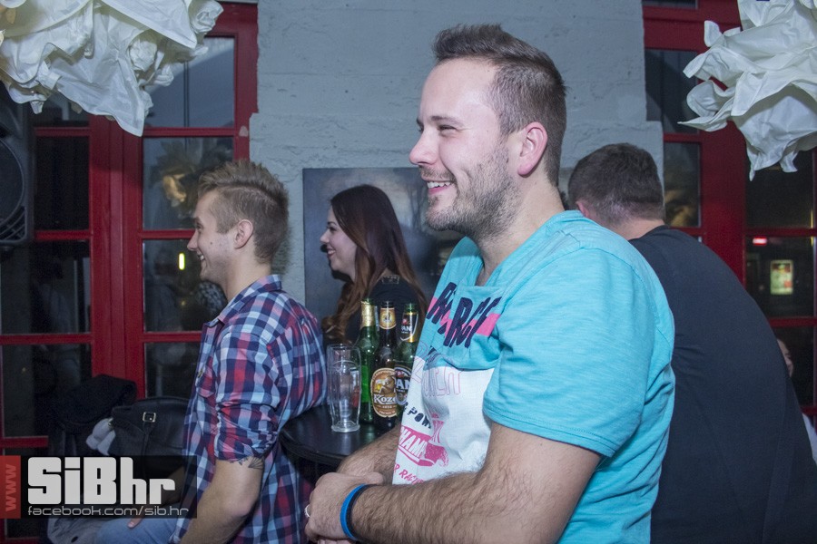 stand_up_2015_SiBhr_31
