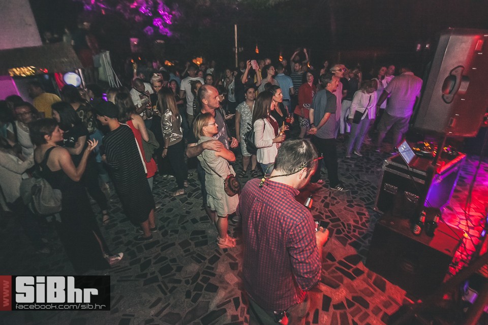 sofa0807_2016_sibhr_42