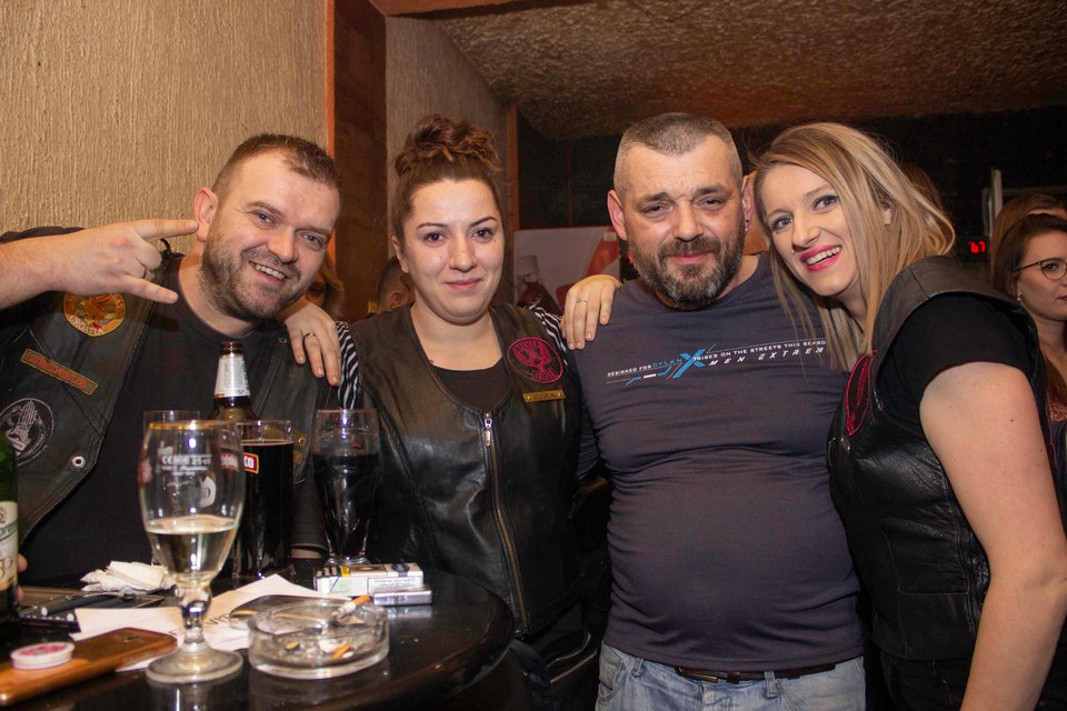 Motoristi partyjali u Balotama uz svirku uživo grupe Lucky day