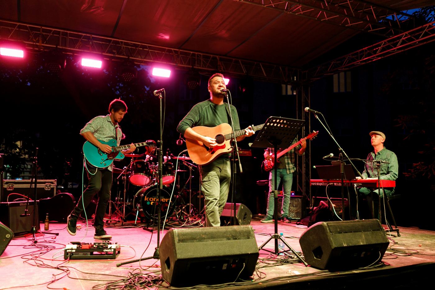 Image 5486316 (auto) Image 5486316 (auto)