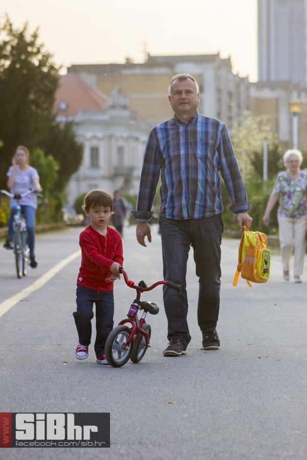 osjecani_u_setnji_gradom_92 osjecani_u_setnji_gradom_92