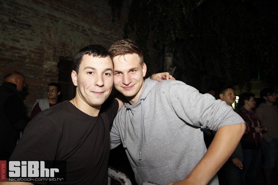 ufo_brkovi_zoran_149 ufo_brkovi_zoran_149