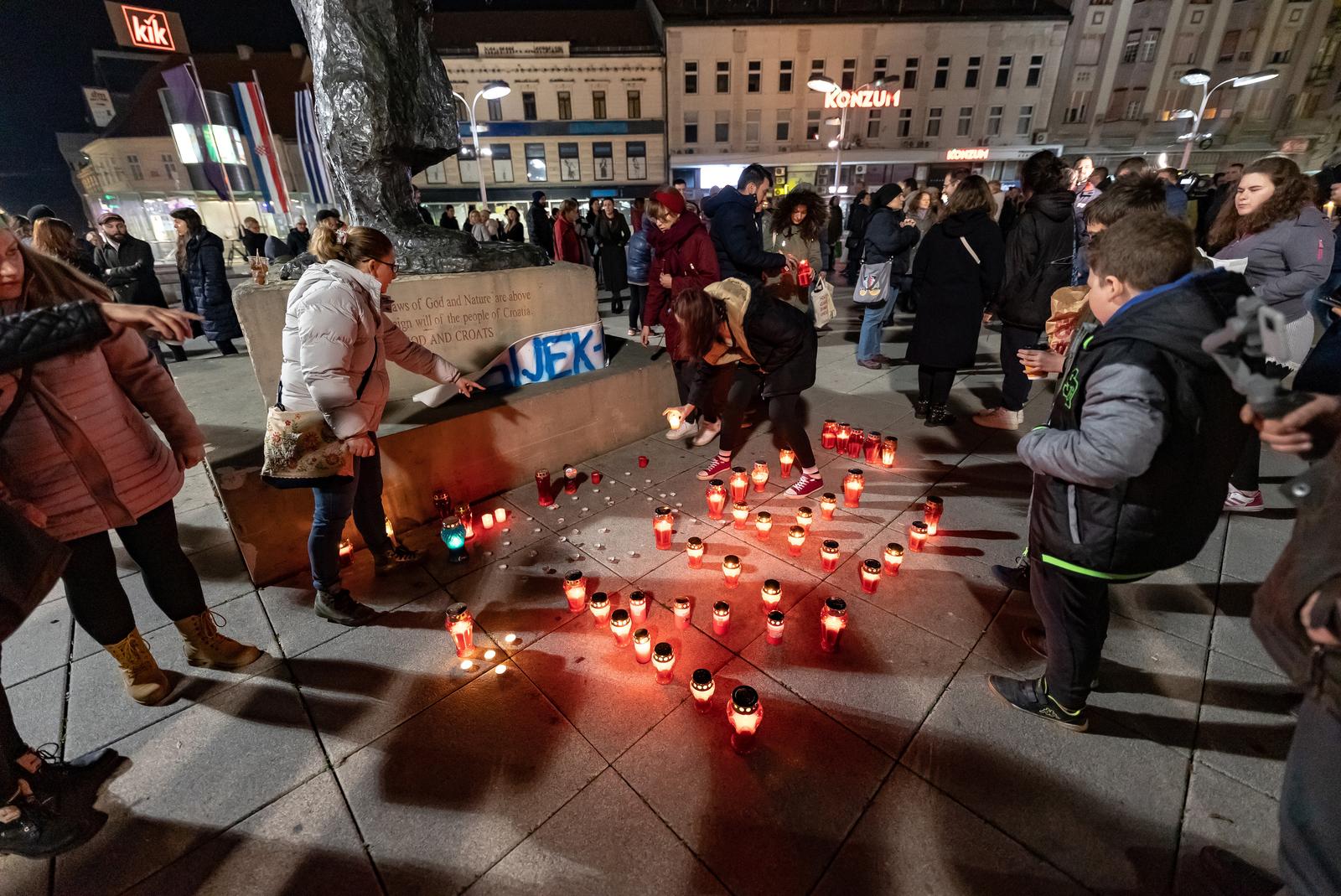 Prosvjed protiv korona mjera u Osijeku