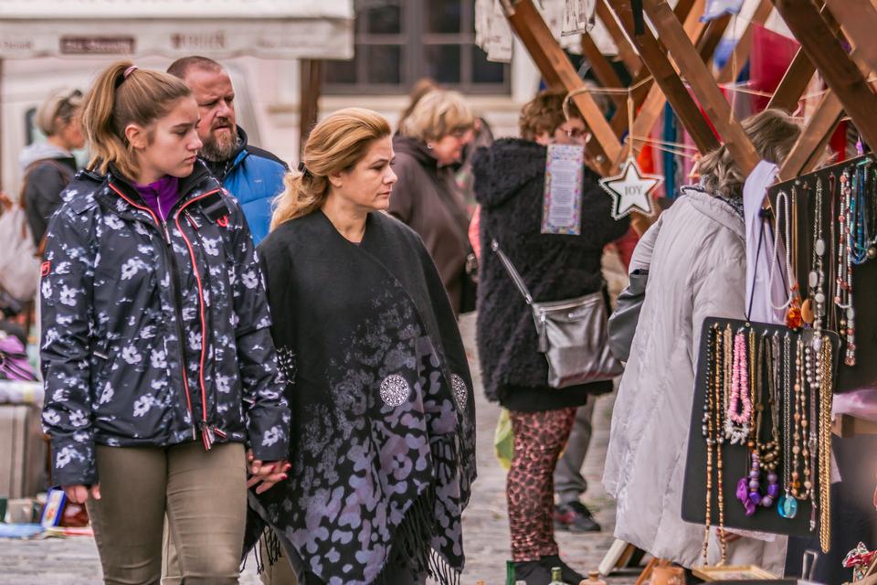Legice i lege na Sajmu antikviteta