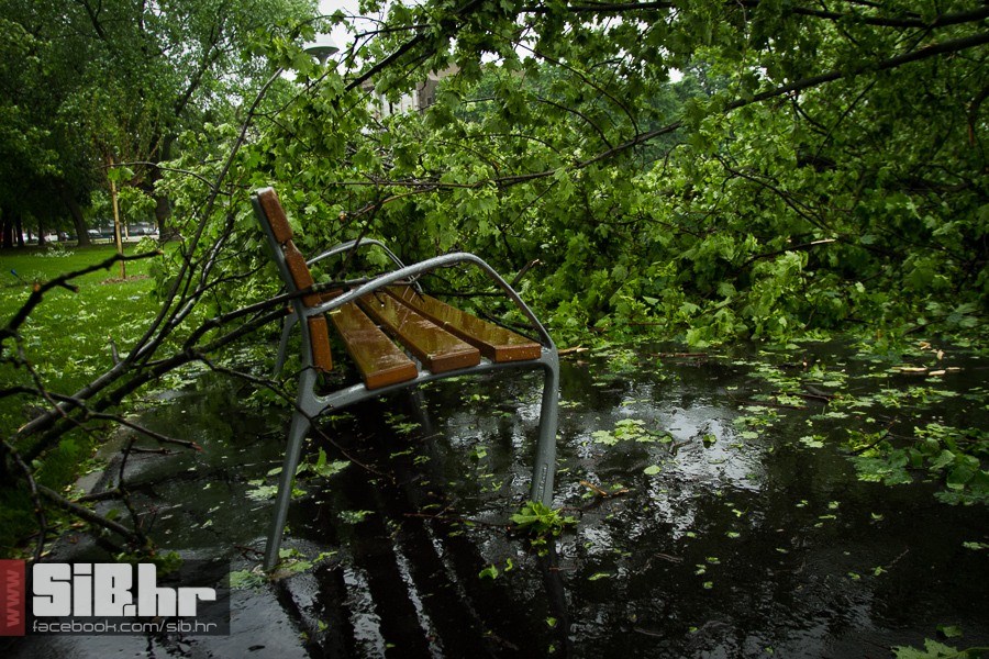 unisten_zrinjevac_11052013_sibh unisten_zrinjevac_11052013_sibh