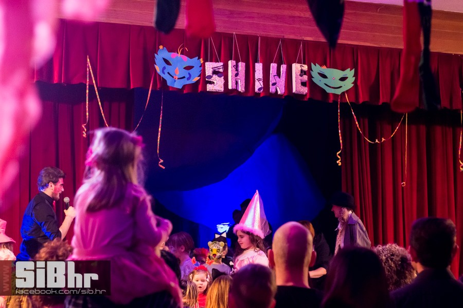 shine_maskenbal_61