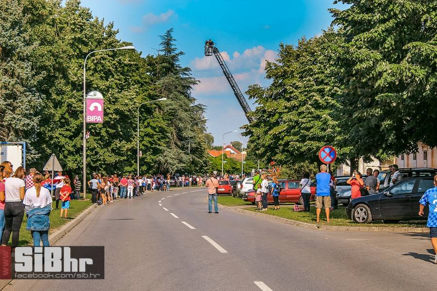 Domagoj_Vida_SiBhr-004
