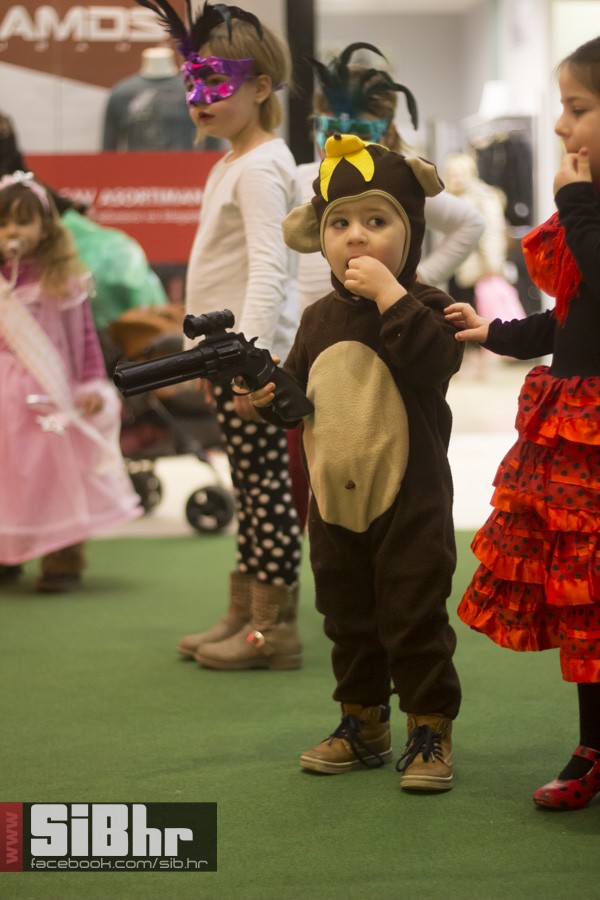 osjecki_karneval_avenue_mall_2