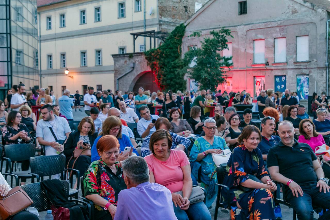 Barcelona Gypsy Balkan Orchestar u Tvrđi