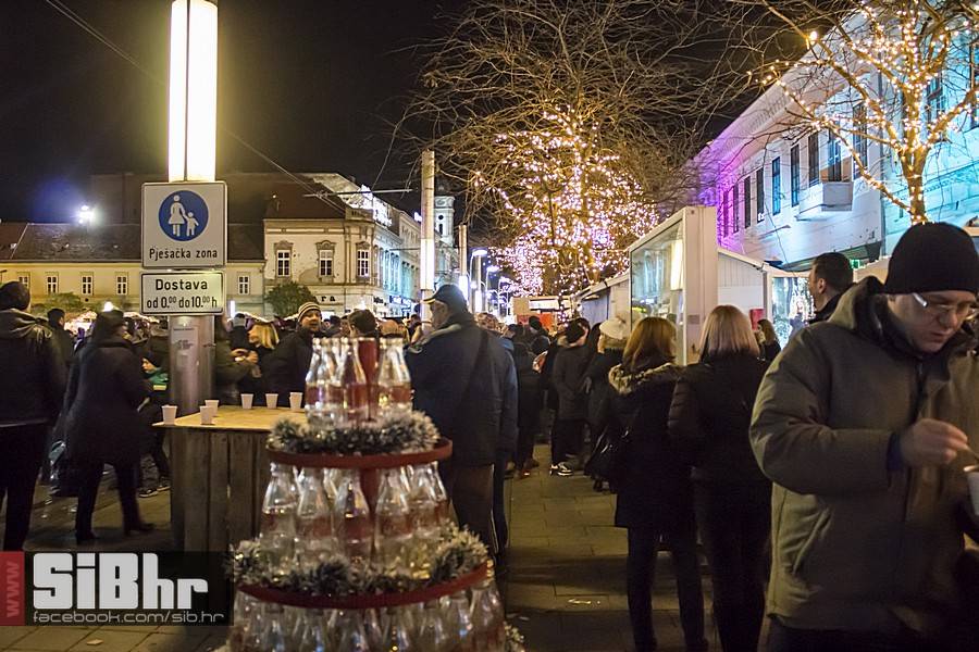 Advent_u_Osijeku_2017_otvorenje
