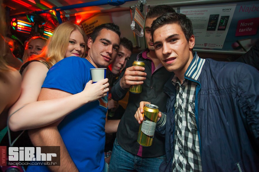 maturanti_tramvaj_party_1605201