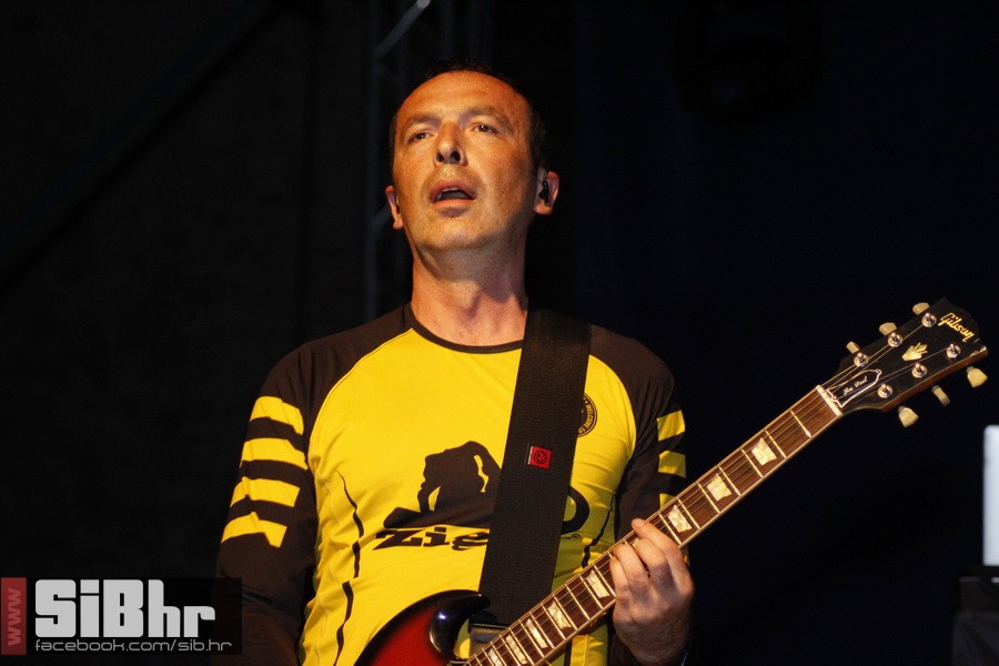 dubioza_sars_2014_zoran_bastion dubioza_sars_2014_zoran_bastion