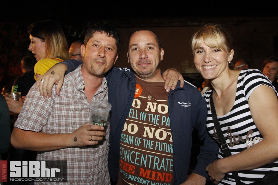 dubioza_sars_2014_zoran_bastion dubioza_sars_2014_zoran_bastion