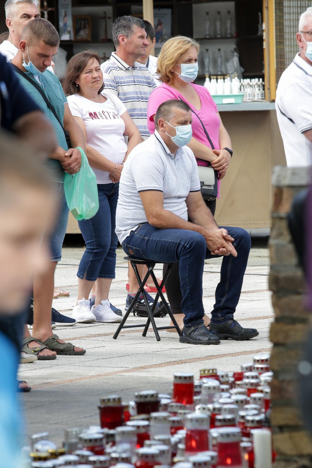 Vjernici na proslavi Velike Gospe u Aljmašu