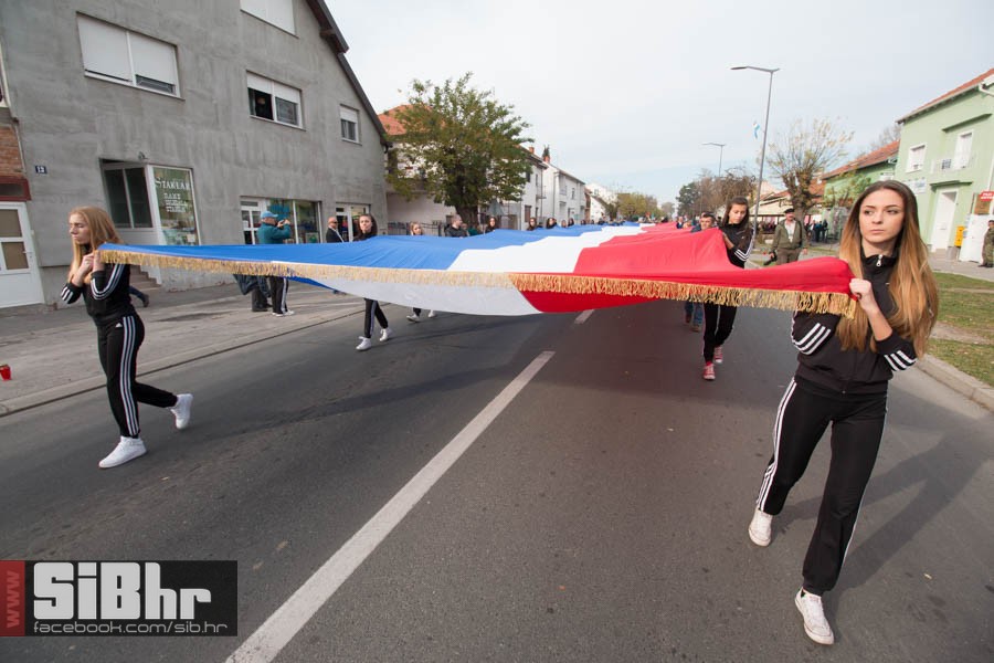 kolona_sjecanja_vukovar_SiBhr_3