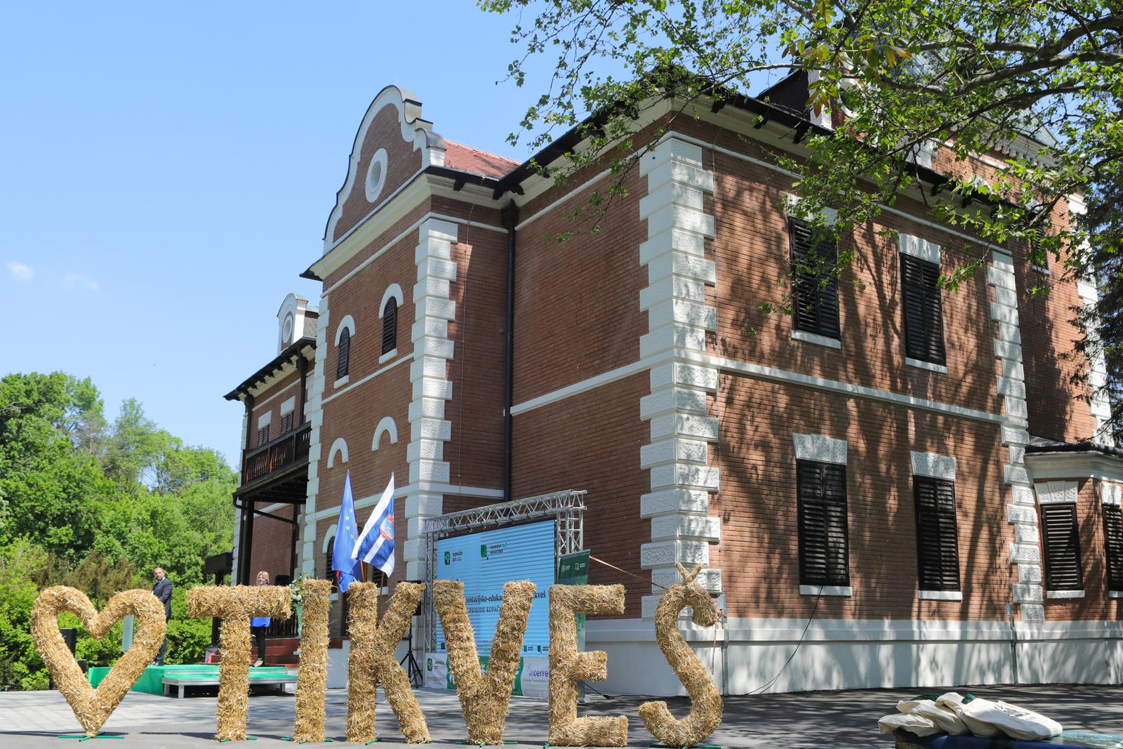 Prezentacijsko–edukacijski centar Tikveš