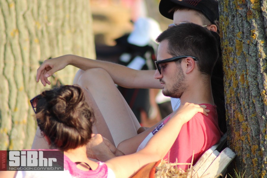 slama_dan_drugi_SiBhr_33 slama_dan_drugi_SiBhr_33