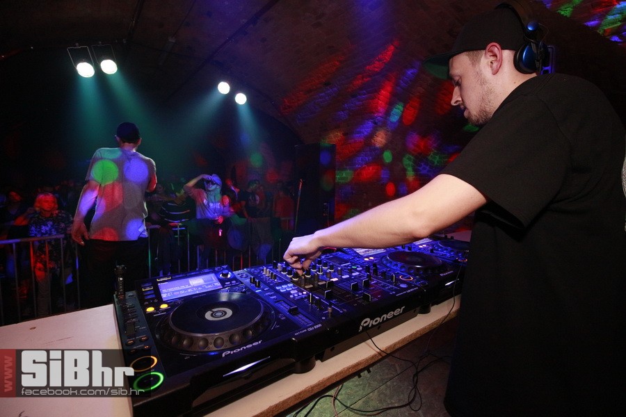 epic_petak_21 epic_petak_21