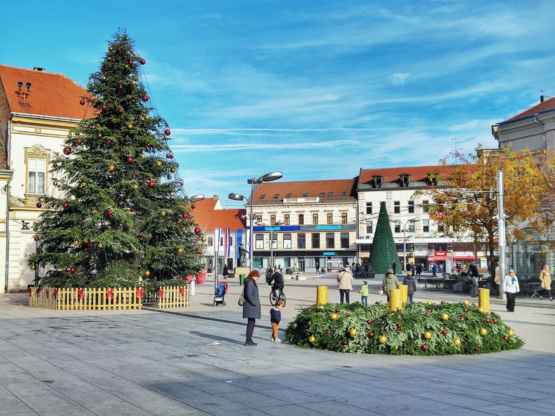 I centar Osijeka spreman za početak Adventa