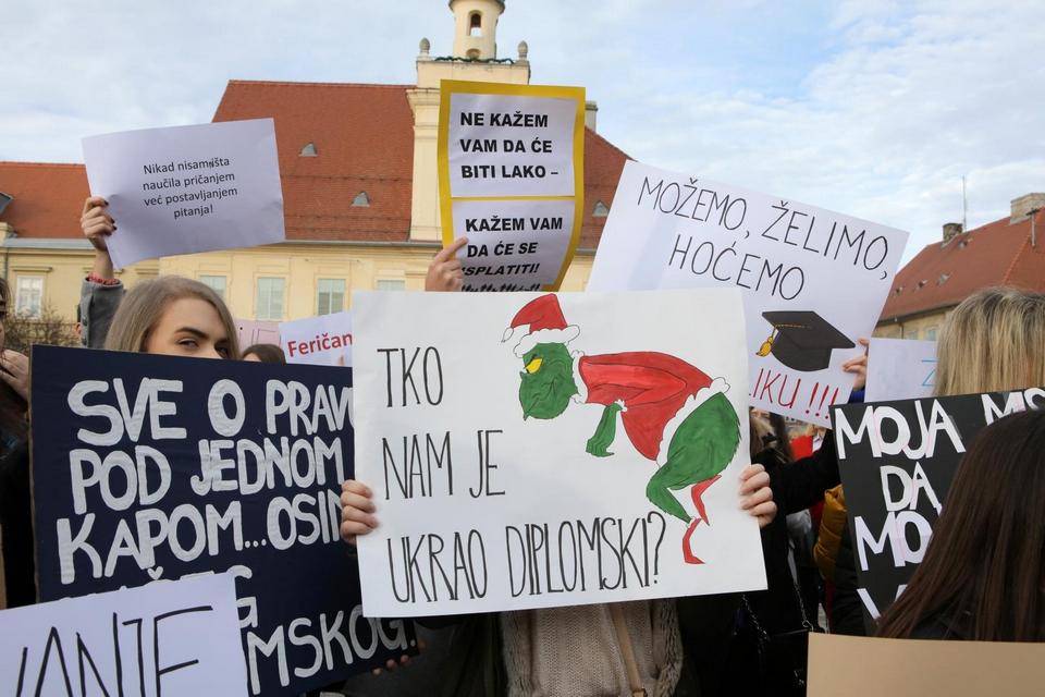 Prosvjedovali studenti Socijalnog rada, traže diplomski studij