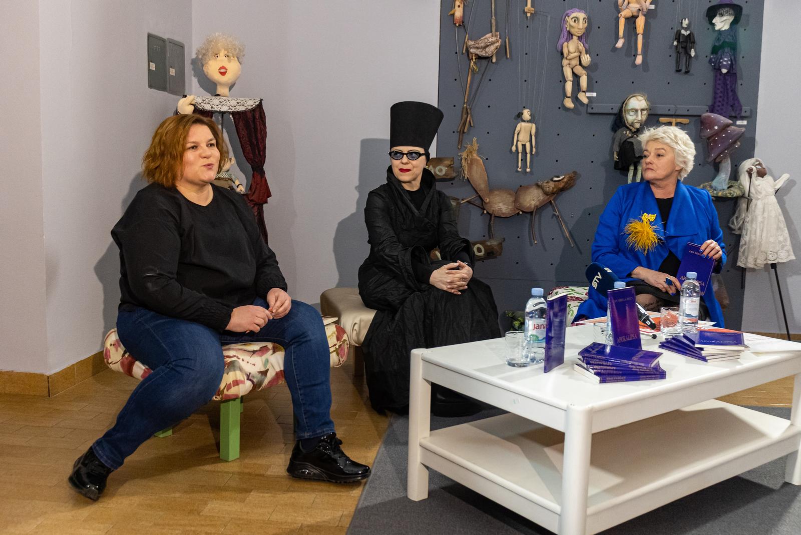 Mirela Holy predstavila knjigu “Apokalipsa” na osječkoj Akademiji za umjetnost i kulturu