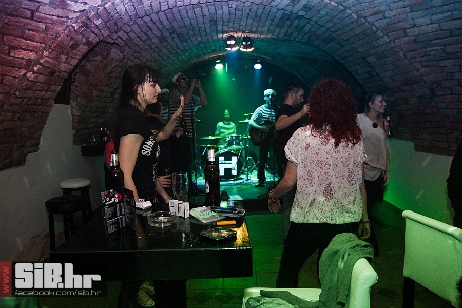 sexymotherfuckers_u_exitu_01032