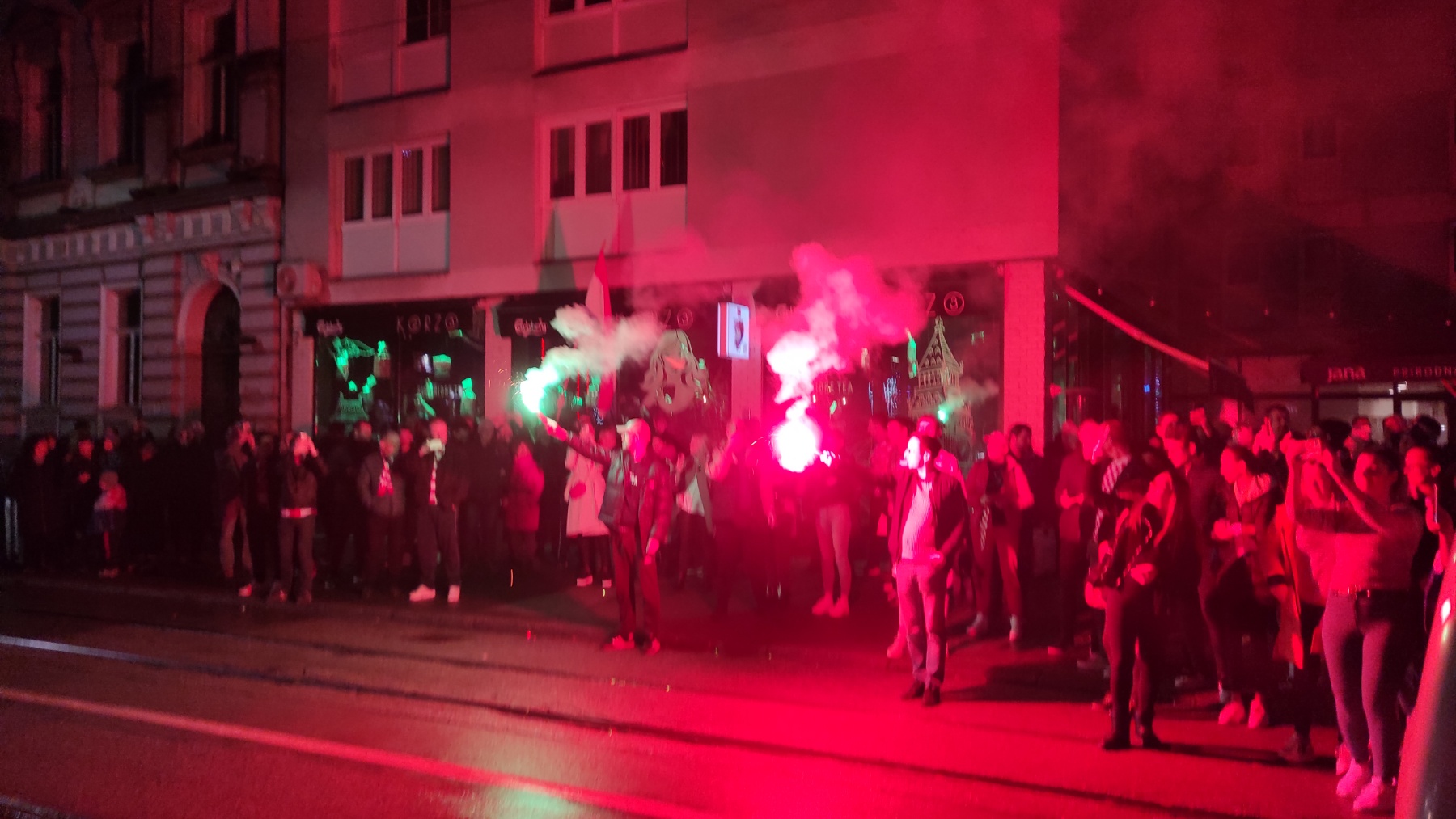 Slavlje nakon pobjede Hrvatske