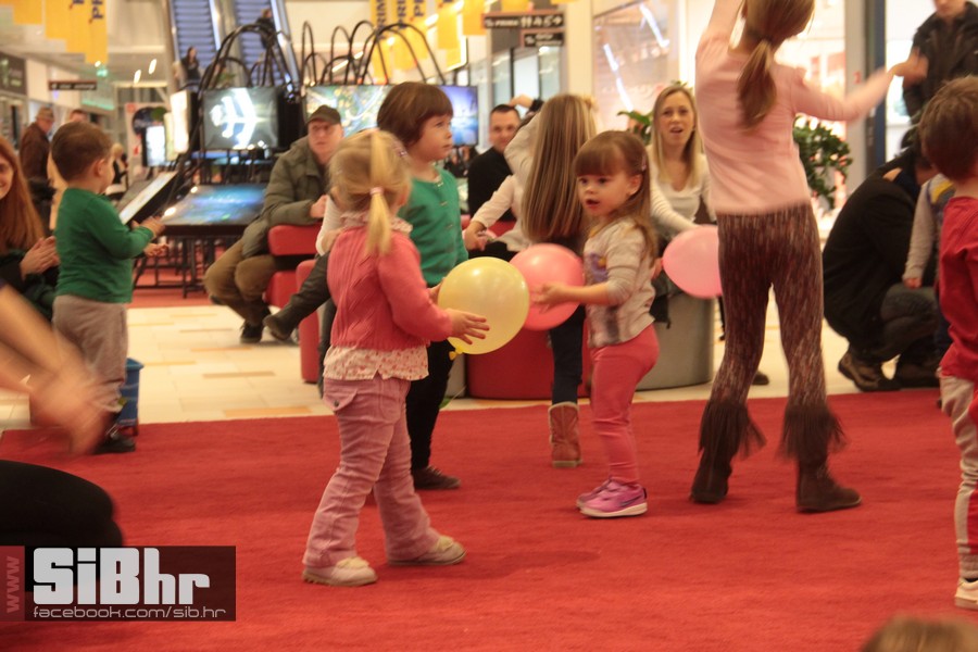 avenuemall_osijek_mali_disco_si
