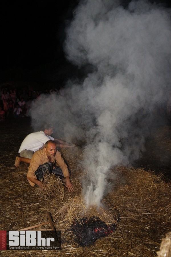 slama_dan_drugi_SiBhr_114 slama_dan_drugi_SiBhr_114