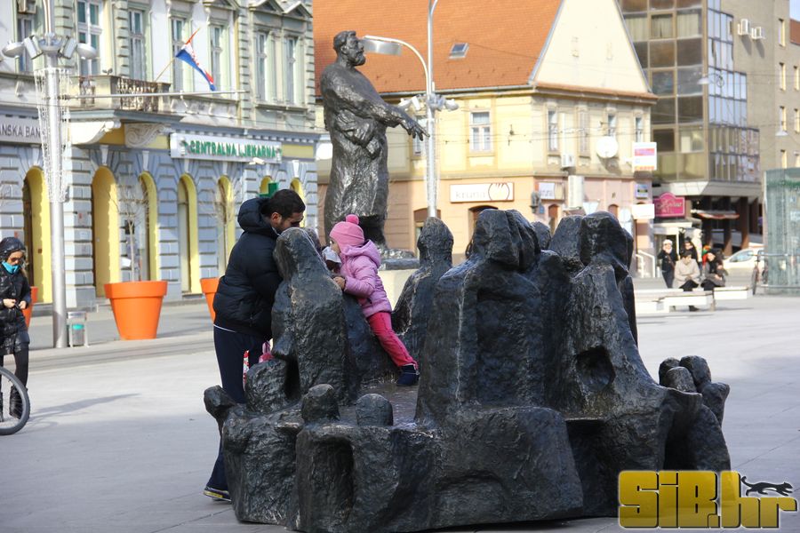 setnja_gradom_7_1_2012_sibhr_80