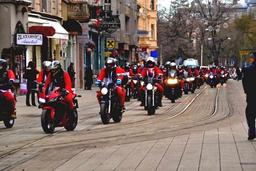 motomrazovi712_17 motomrazovi712_17