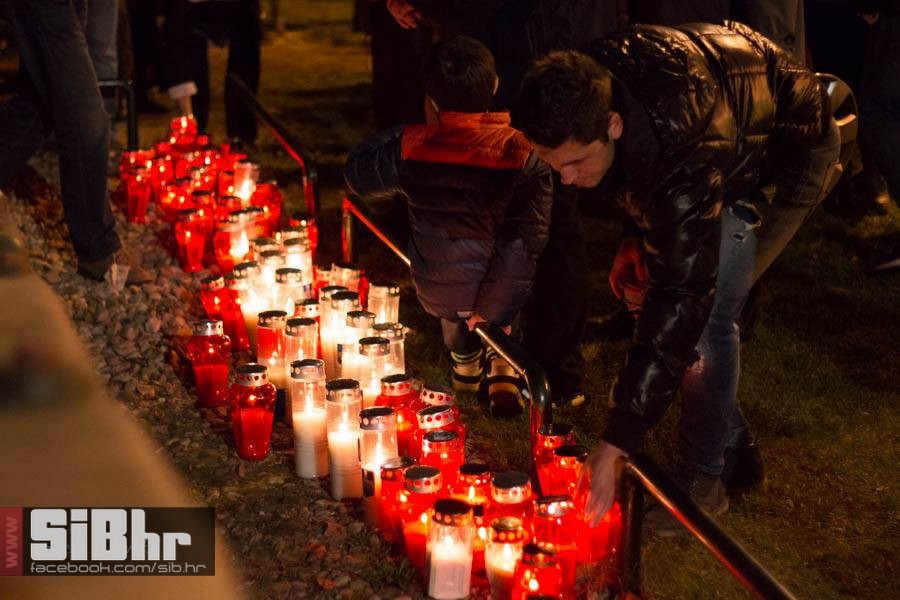 osijek_svijece_za_vukovar_10