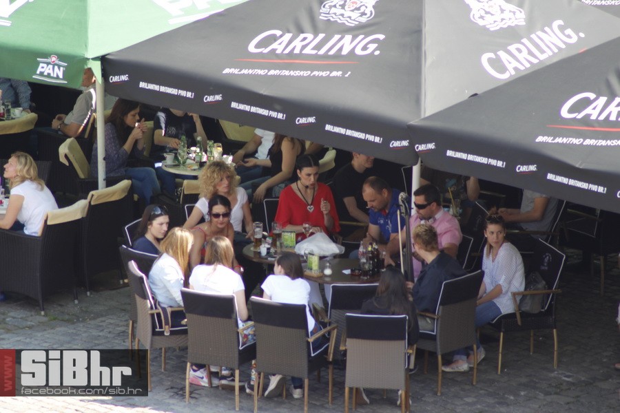 ana_rucner_Drmes_spot_SiBhr_2