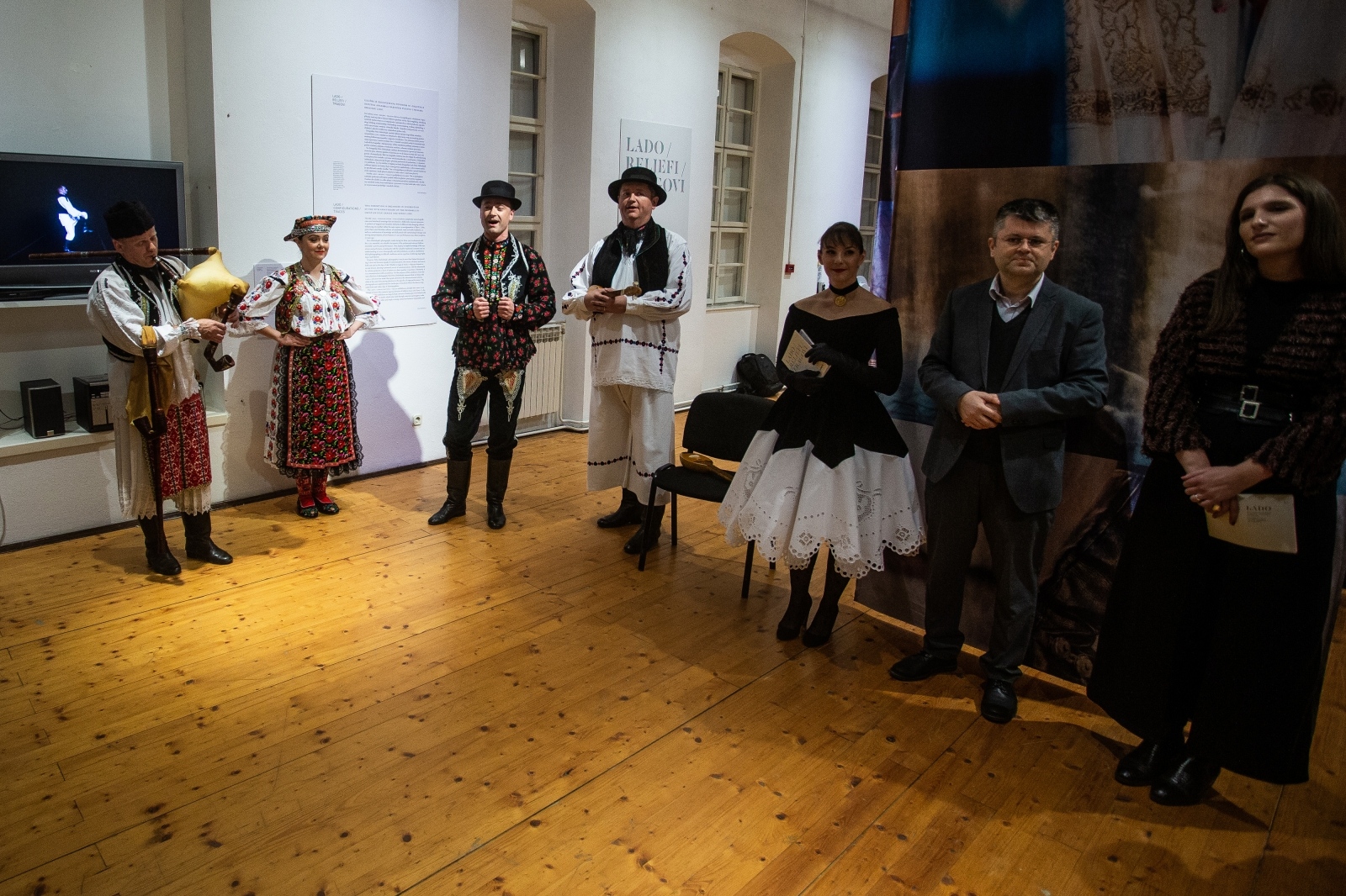 Otvorenje izložbe fotografija “Lado/Reljefi/Tragovi”