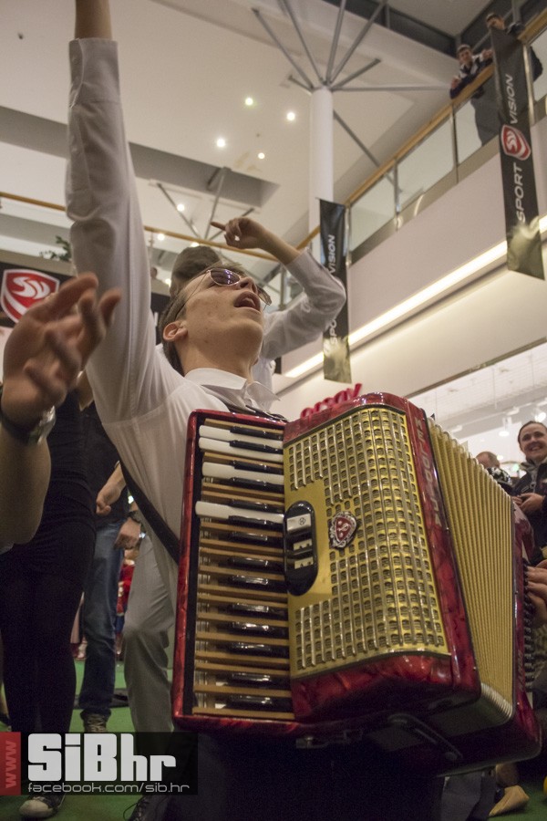 osjecki_karneval_avenue_mall_98