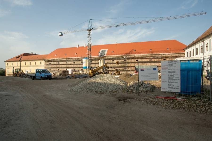 rekonstruckija_trga_tvrdja_5
