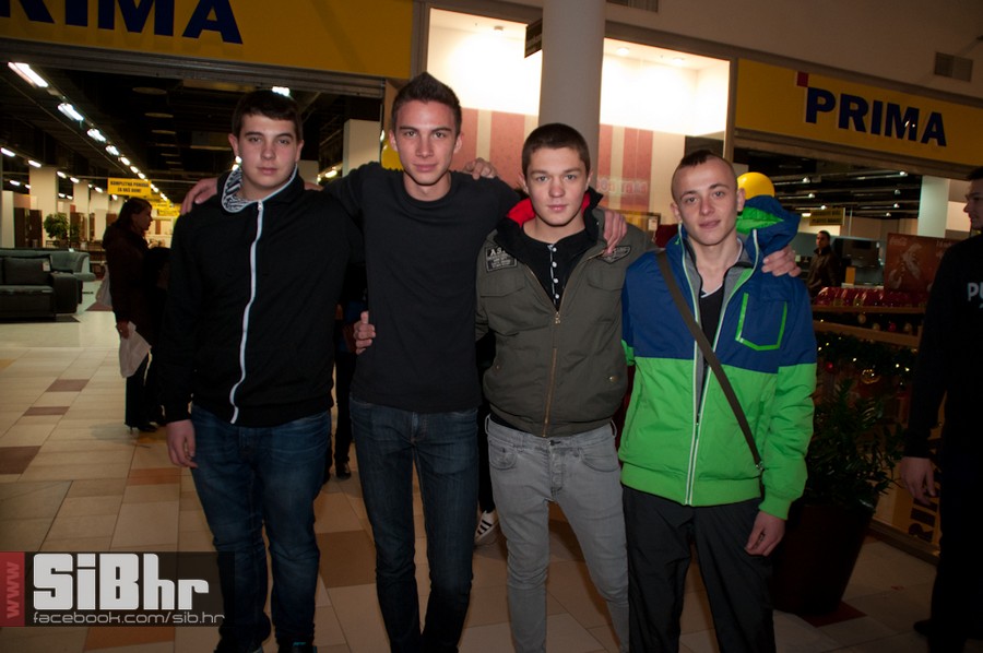 jelenarozga1412_SiBhr_27